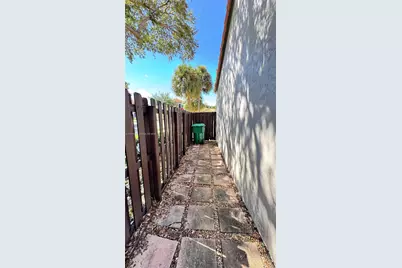8337 NW 142nd St #8337, Miami Lakes, FL 33016 - Photo 30