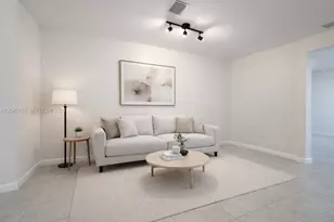 323 NE 208th Terrace, Miami, FL 33179 - Photo 4