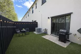 323 NE 208th Terrace, Miami, FL 33179 - Photo 6