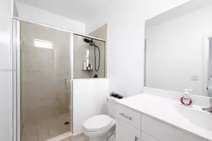 323 NE 208th Terrace, Miami, FL 33179 - Photo 22