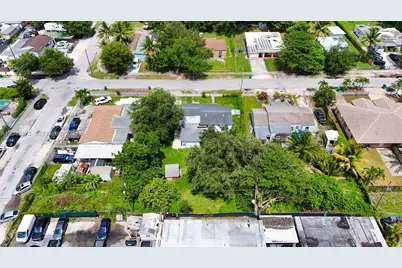 9828 NW 26th Ave, Miami, FL 33147 - Photo 40