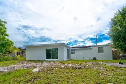 649 NW 24th Ave, Fort Lauderdale, FL 33311 - Photo 26
