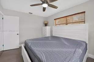 649 W Evanston Cir, Fort Lauderdale, FL 33312 - Photo 32
