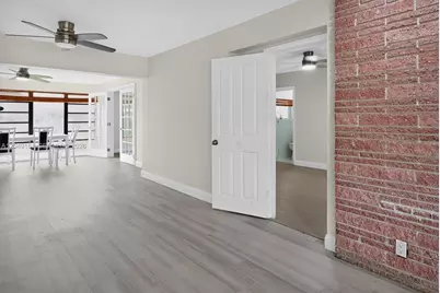 649 W Evanston Cir, Fort Lauderdale, FL 33312 - Photo 16