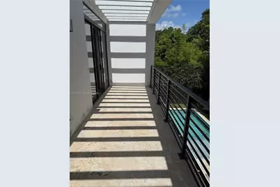 8631 Arboretum Ln, Miami, FL 33138 - Photo 18