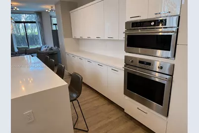 8631 Arboretum Ln, Miami, FL 33138 - Photo 10