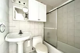 731 SW 14th Ave, Fort Lauderdale, FL 33312 - Photo 8