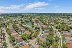 1108 E Jasmine Ln, North Lauderdale, FL 33068 - Photo 28