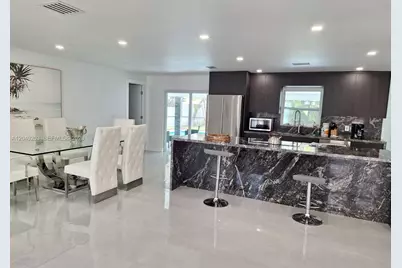 4440 SW 14 Pl, Cape Coral, FL 33914 - Photo 2