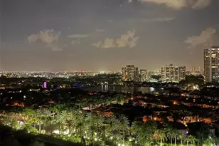20505 E Country Club Dr, Aventura, FL 33180 - Photo 2
