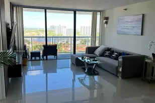 20505 E Country Club Dr, Aventura, FL 33180 - Photo 30