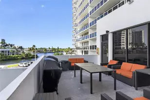 20505 E Country Club Dr, Aventura, FL 33180 - Photo 24