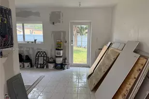 6346 NW 41st St, Virginia Gardens, FL 33166 - Photo 18
