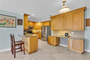 16740 Harbor Ct, Weston, FL 33326 - Photo 20