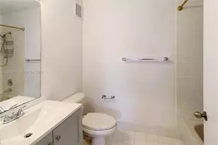 13212 NW 8th St, Pembroke Pines, FL 33028 - Photo 24