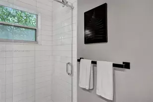 1430 16th St, Miami Beach, FL 33139 - Photo 32