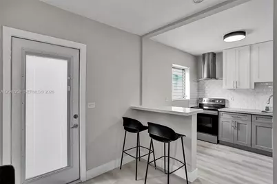 1430 16th St #1, Miami Beach, FL 33139 - Photo 12