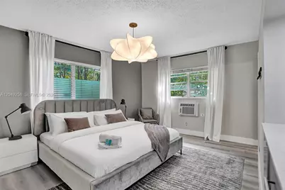 1430 16th St #1, Miami Beach, FL 33139 - Photo 26
