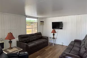 675 Copeland Ave S # 5, Everglades City, FL 34139 - Photo 4