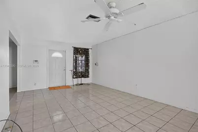 7931 SW 3rd St, North Lauderdale, FL 33068 - Photo 10