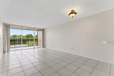 10425 SW 112th Ave #302, Miami, FL 33176 - Photo 10