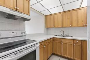 10425 SW 112th Ave, Miami, FL 33176 - Photo 6