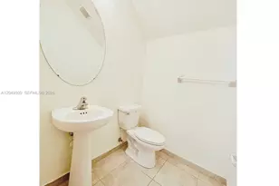132 NE 24th Ave, Homestead, FL 33033 - Photo 4
