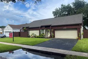 2811 Devonwood Ave, Miramar, FL 33025 - Photo 2