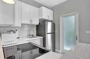 1431 Lincoln Terrace, Miami Beach, FL 33139 - Photo 14