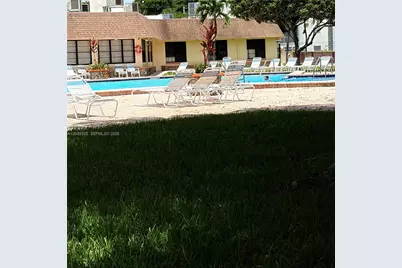 3940 NW 42nd Ave #313, Lauderdale Lakes, FL 33319 - Photo 18