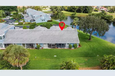 8220 Waterford Ln, Tamarac, FL 33321 - Photo 38