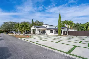20221 SW 318th St, Homestead, FL 33030 - Photo 4