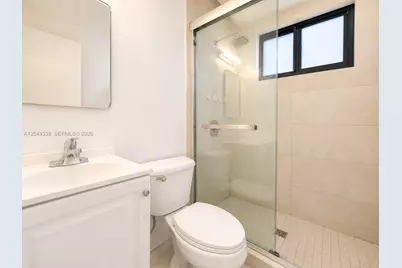 1910 NW 31st St #2, Miami, FL 33142 - Photo 6