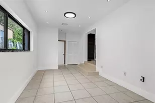 944 SW 10th Ave, Miami, FL 33130 - Photo 10