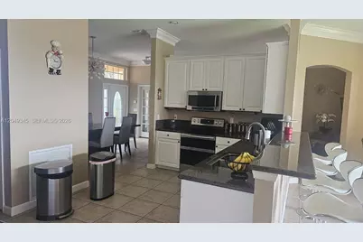 415 NW Dover Ct, Port Saint Lucie, FL 34983 - Photo 8