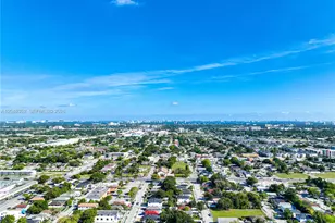 2760 NW 58th St, Miami, FL 33142 - Photo 40