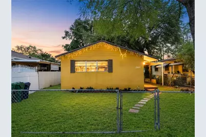 2760 NW 58th St, Miami, FL 33142 - Photo 2