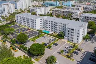 250 180th Dr, Sunny Isles Beach, FL 33160 - Photo 18