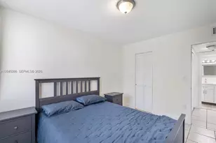 250 180th Dr, Sunny Isles Beach, FL 33160 - Photo 14