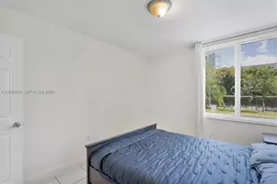 250 180th Dr, Sunny Isles Beach, FL 33160 - Photo 16