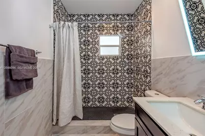 118 NW 35th St, Miami, FL 33127 - Photo 22