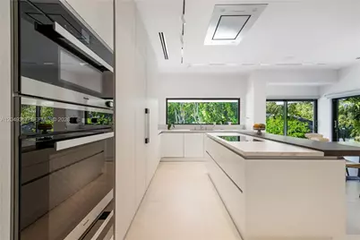 7180 E Lago Dr, Coral Gables, FL 33143 - Photo 16