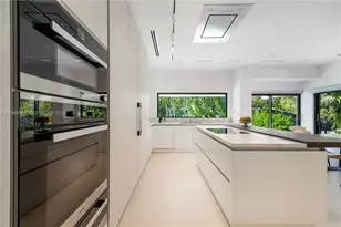 7180 E Lago Dr, Coral Gables, FL 33143 - Photo 16