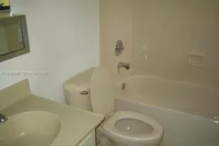 9022 SW 123rd Ct, Miami, FL 33186 - Photo 6
