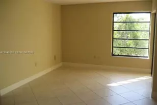 9022 SW 123rd Ct, Miami, FL 33186 - Photo 10