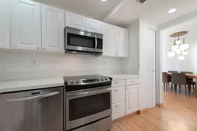 800 West Ave #631, Miami Beach, FL 33139 - Photo 6
