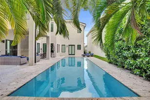 5742 E Brookfield Cir E, Hollywood, FL 33312 - Photo 18