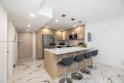 400 N Surf #1002, Hollywood, FL 33019 - Photo 2