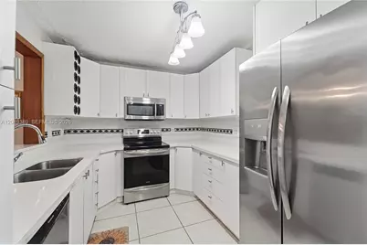 2871 Somerset Dr #103, Lauderdale Lakes, FL 33311 - Photo 6