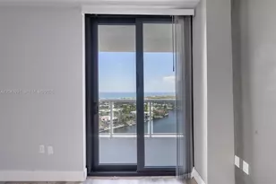 20515 E Country Club Dr, Aventura, FL 33180 - Photo 28